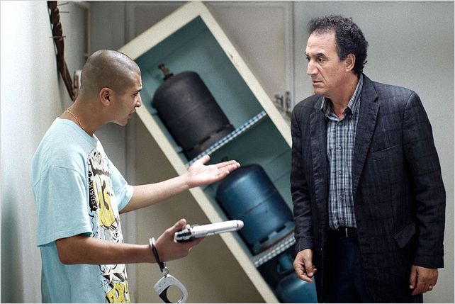 Dernier étage, gauche, gauche : Photo Angelo Cianci, Aymen Saïdi, Mohamed Fellag