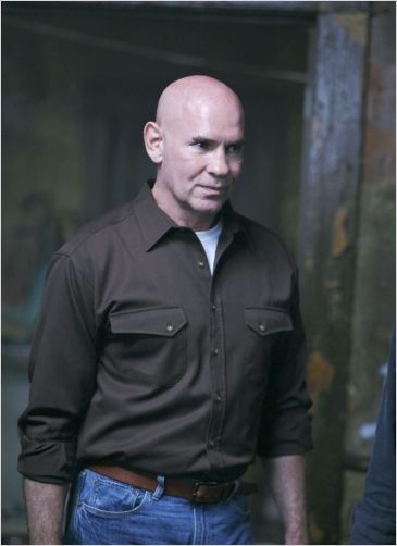Supernatural : photo Mitch Pileggi