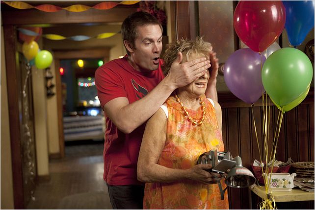 Raising Hope : photo Cloris Leachman, Garret Dillahunt