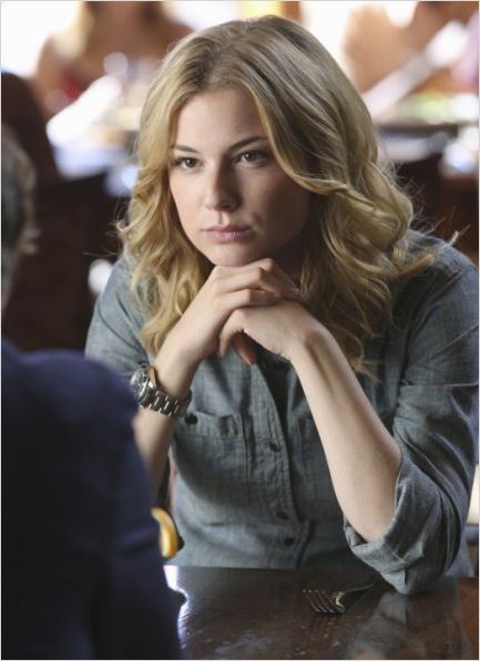 Photo Emily VanCamp
