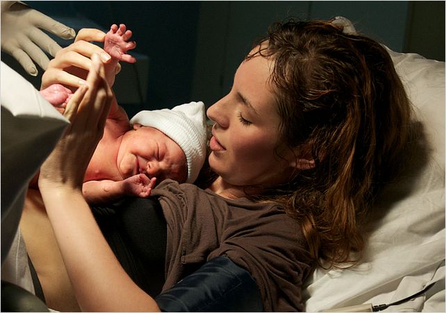 Un Heureux Événement : photo Louise Bourgoin, Rémi Bezançon