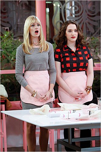 2 Broke Girls : photo Beth Behrs, Kat Dennings