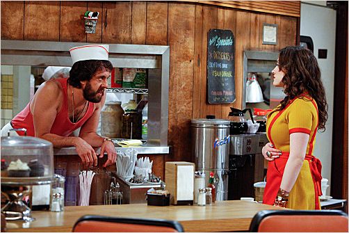2 Broke Girls : photo Jonathan Kite, Kat Dennings