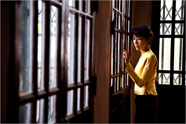 The Lady : photo Luc Besson, Michelle Yeoh