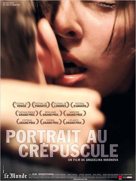 Portrait au crépuscule : affiche