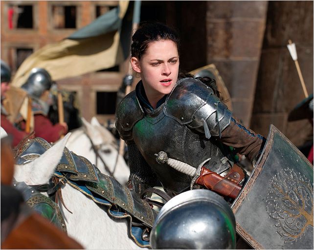 Photo de Kristen Stewart dans le film BlancheNeige et le chasseur Photo 107 sur 250 AlloCiné