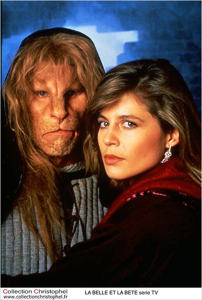 La Belle et la Bête : photo Linda Hamilton, Ron Perlman