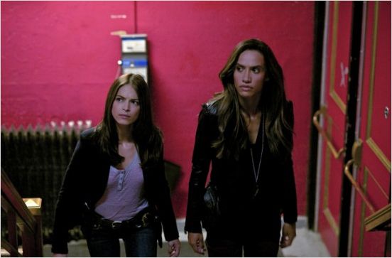 Beauty and The Beast (2012) : photo Kristin Kreuk, Nina Lisandrello