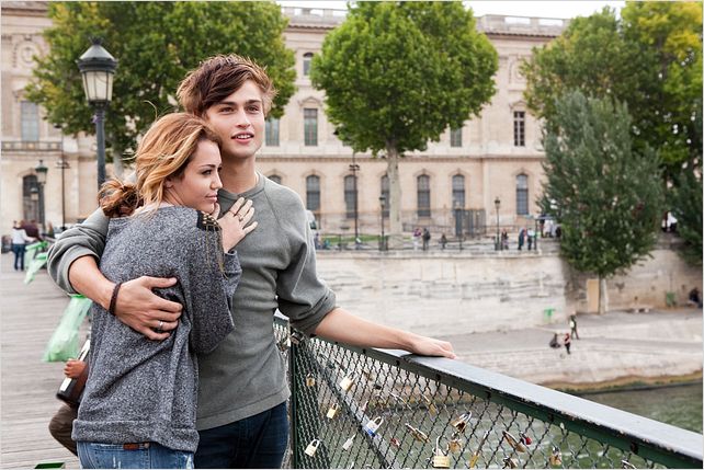 LOL USA : photo Douglas Booth, Miley Cyrus