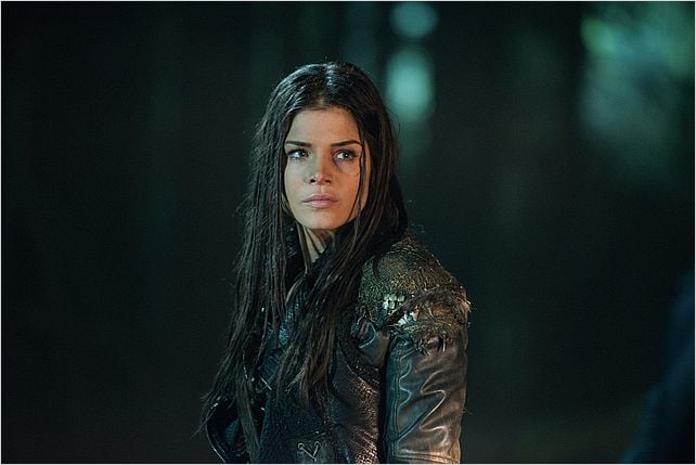 Films Et Séries Tv Avec Marie Avgeropoulos Photo de Marie Avgeropoulos dans la série Les 100 : Photo 27 sur 75