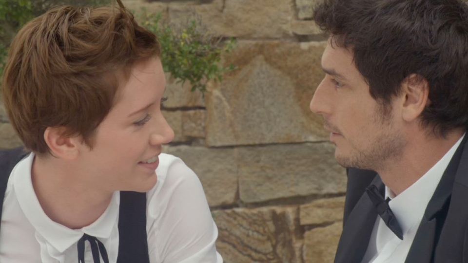 Rencontre en ligne critique