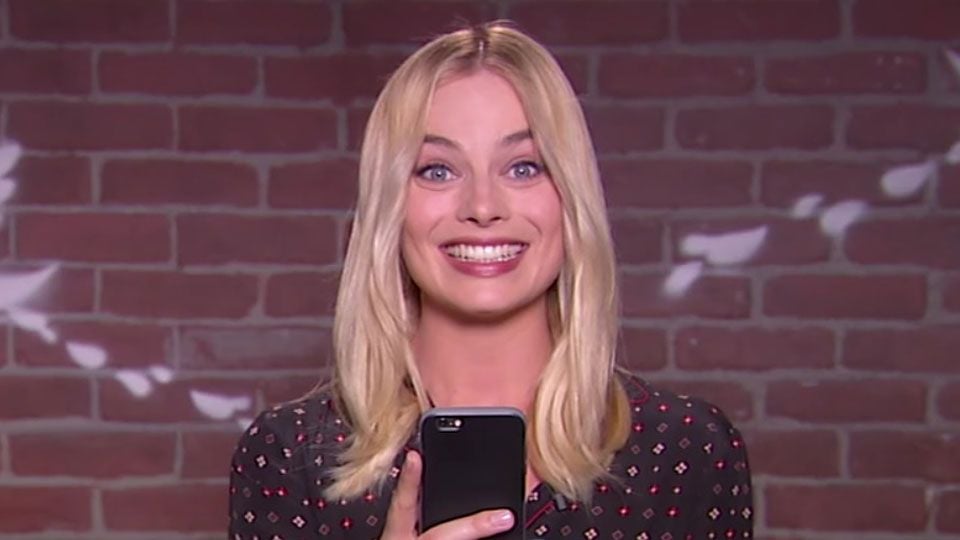 Margot Bancilhon Films Et Programmes Tv Les tweets méchants lus par Margot Robbie, Norman Reedus, Ryan Gosling