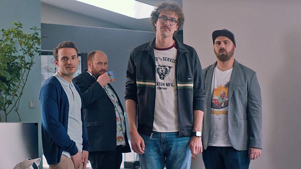 Love Addict Film Streaming Vf Teaser du film Love Addict - Love Addict SPOT "Geek" - AlloCiné