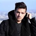 Photo Vadhir Derbez