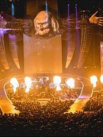 poster de Symphony Bizzare