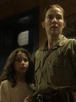 poster de A Mother's Embrace