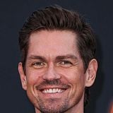 Steve Howey