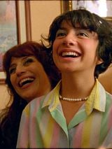 poster du film Six mois dans la maison rose et bleue