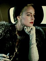 Affiche du film Barbara Hutton, destin d'une milliardaire, à découvrir en streaming