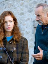 Affiche de La Fille dans les bois, film à voir en streaming sur Pygargue