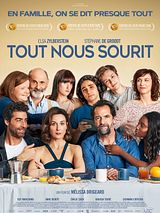 Affiche de Tout nous sourit, film à voir en streaming sur Pygargue