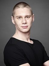 photo de Timon Sturbej