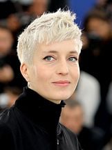 photo de Jeanne Added