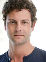 photo de Van Hughes
