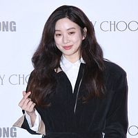 Photo Ryeo won Jung