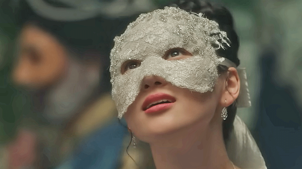 image de La Chronique des Bridgerton - saison 4 EXTRAIT VO STFR "Bal masqué"