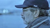 image de L'Homme qui regardait les bateaux Bande-annonce VO STEN
