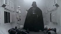 image de Star Wars : Episode IV - Un nouvel espoir - extrait "Dark Vador entre en scène"