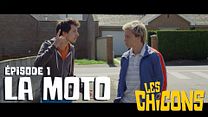 image de LES CHICONS - S01E01 - La moto