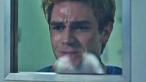 image de Riverdale - saison 2 - épisode 1 VF "Mon père est blessé"