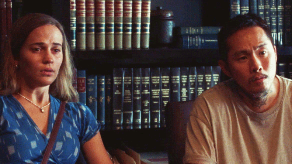image de Blue Bayou EXTRAIT VO "Les adoptions internationales"