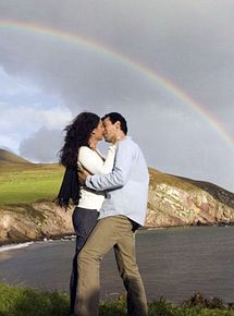 Affiche de Aux couleurs de l'arc-en-ciel (TV), film à voir en streaming sur Pygargue