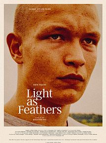 Affiche de Light as Feathers, film à voir en streaming sur Pygargue