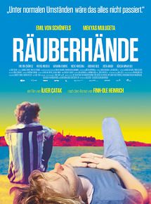 Affiche de Au bout du voyage, film à voir en streaming sur Pygargue