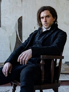 poster de la série Le Conte de deux cités Saison 1