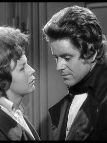 poster de la série Le Chevalier de Maison-Rouge Saison 1