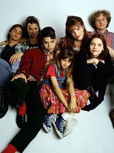 poster de la série Angela, 15 ans Saison 1