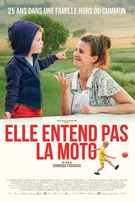 Elle entend pas la moto