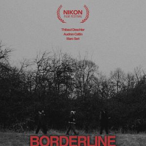 Photo Borderline