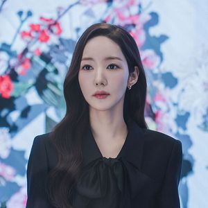 Photo Min-young Park