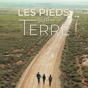 Photo Les pieds sur terre