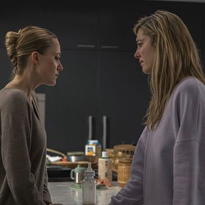 Photo La Main sur le berceau