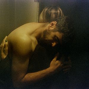Photo Living Twice, Dying Thrice