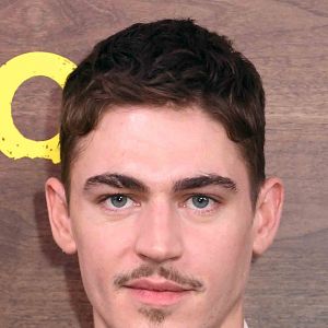 Photo Hero Fiennes Tiffin