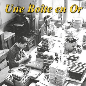 Photo Une boîte en or