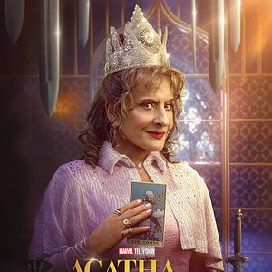 Photo Agatha All Along